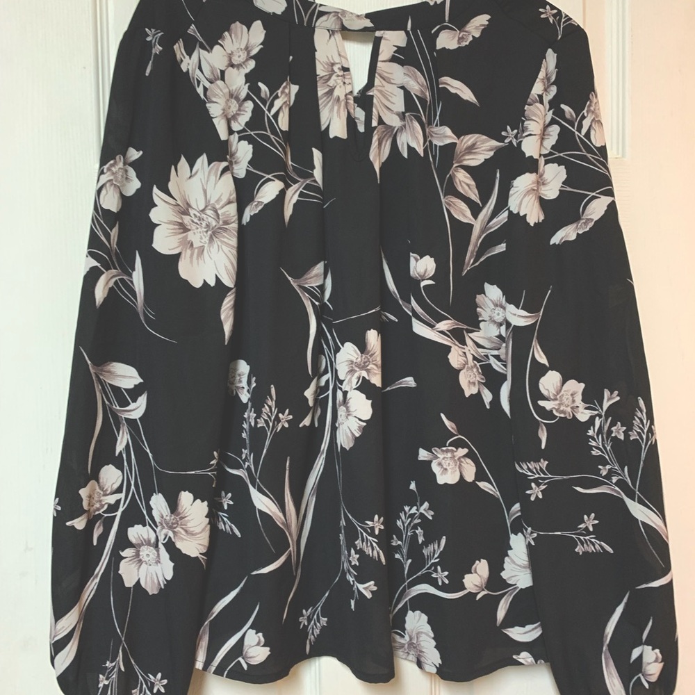 Beautiful blouse!!